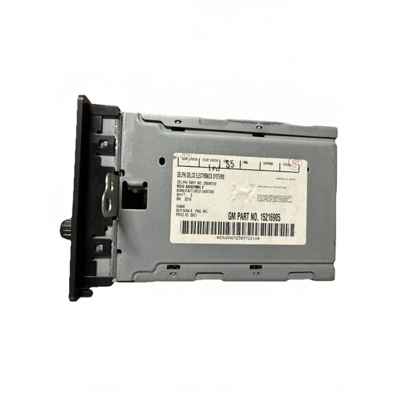 2003-2005 Chevy Silverado GMC Sierra Radio Stereo CD Player NOT TESTED AS IS - Picture 7 of 7